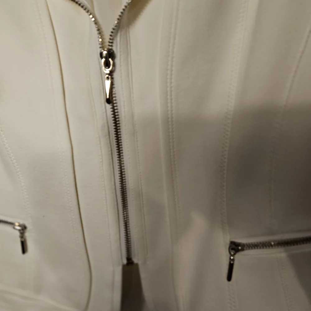 White House Black Market White Bomber Jacket with Structured Shoulders - Picture 7 of 12